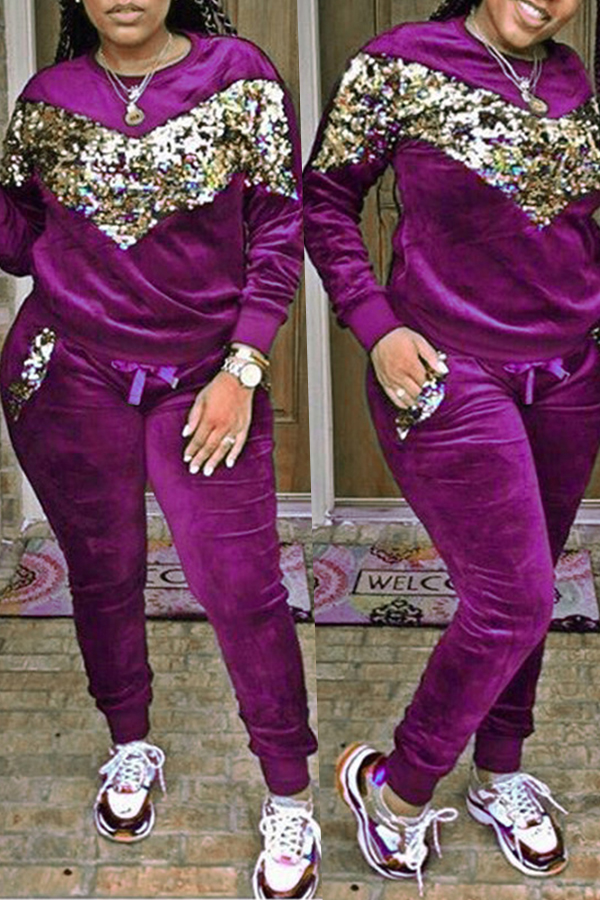 Lovely Casual Patchwork Sequined Decorative Purple Velvet Two-piece Pants Set
Lovely Casual Patchwork Sequined Decorative Purple Velvet Two-piece Pants Set