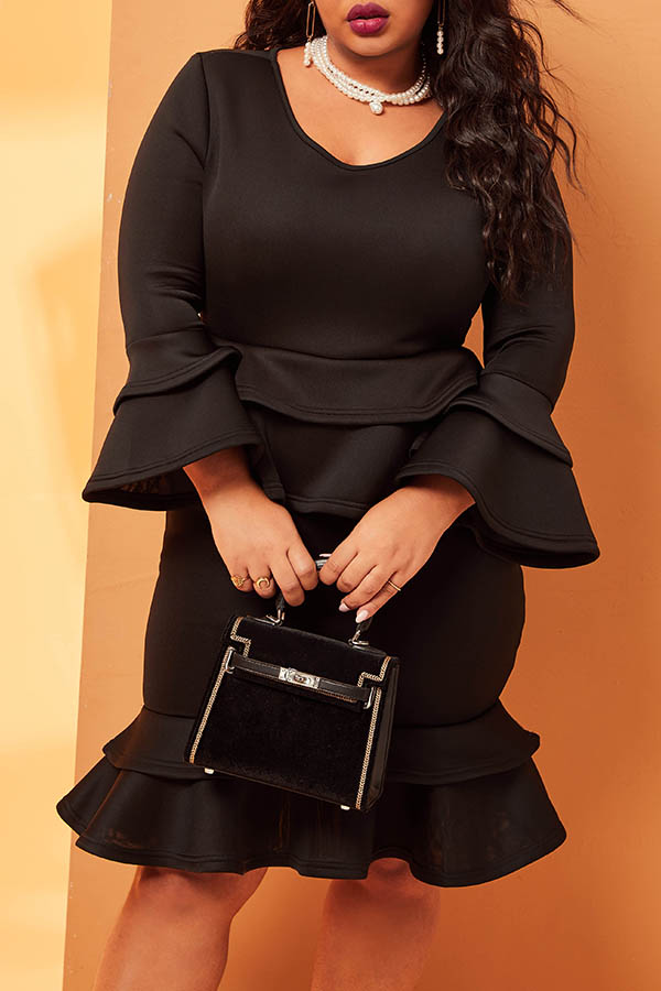 Lovely Casual O Neck Flounce Black Knee Length Plus Size Dress
Lovely Casual O Neck Flounce Black Knee Length Plus Size Dress