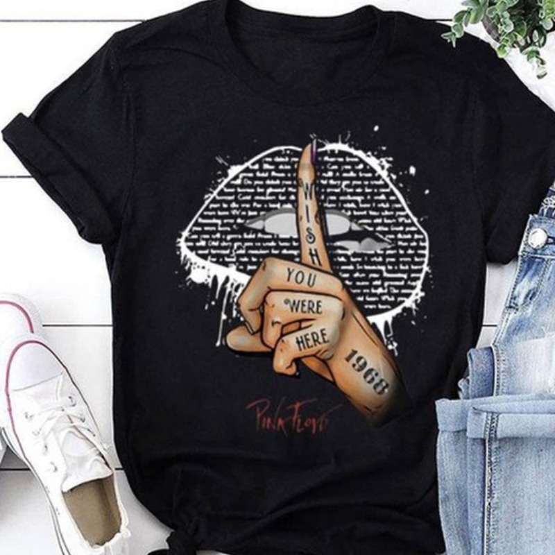 Lovely Leisure O Neck Lip Print Black T-shirt