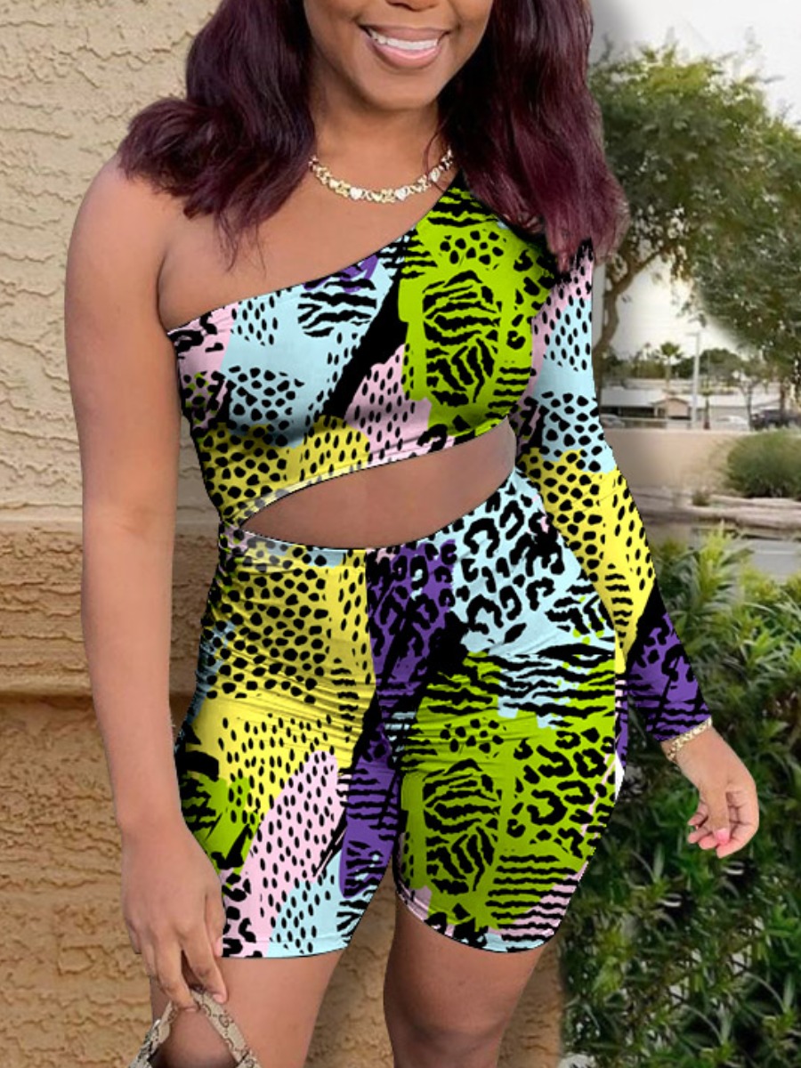 Lovely Trendy One Shoulder Leopard Print Hollow-out Green One-piece Romper(No-positioning Printing)
Lovely Trendy One Shoulder Leopard Print Hollow-out Green One-piece Romper(No-positioning Printing)