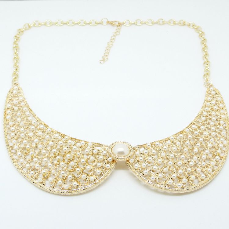 Fashion Goldenwhite Hollowout Design Fake Collar Shaped Pearl