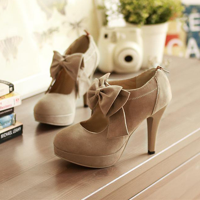 tan closed toe pumps