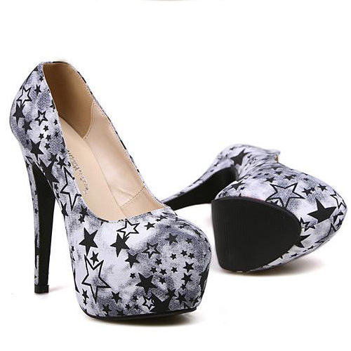 closed high heel shoes