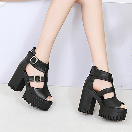 chunky heel t strap