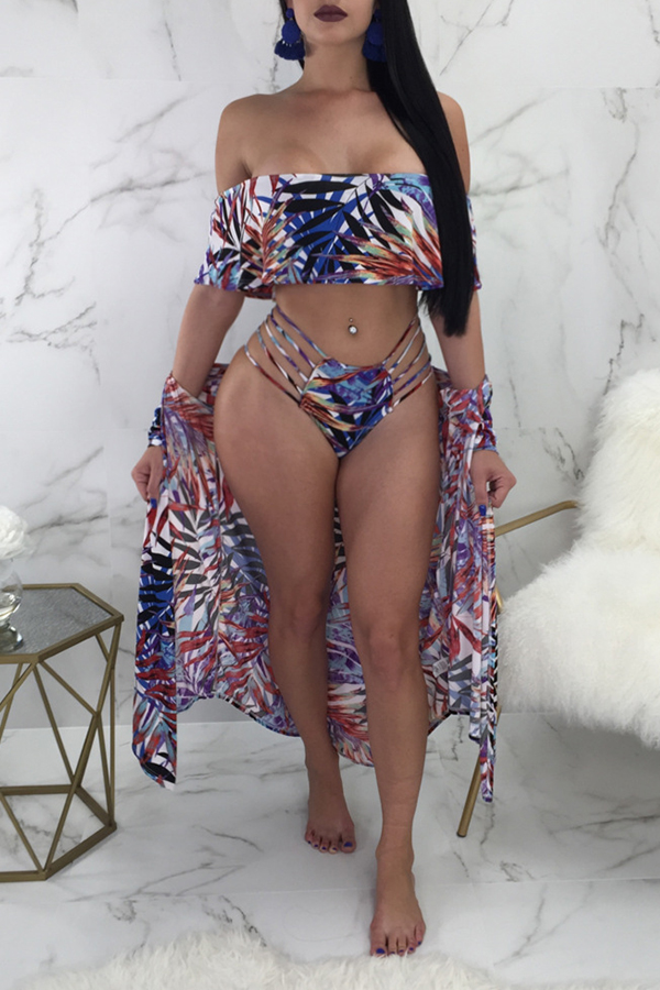 

Lovely Sexy Hollow-out Floral Printed Blue Polyester Two-piece Swimwears(With Cover-up