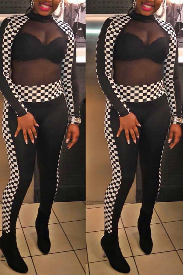 

Lovely Sexy Round Neck Net Yarn Splicing Grid Printed Black Polyester One-piece Jumpsuits(Without Subcoating)