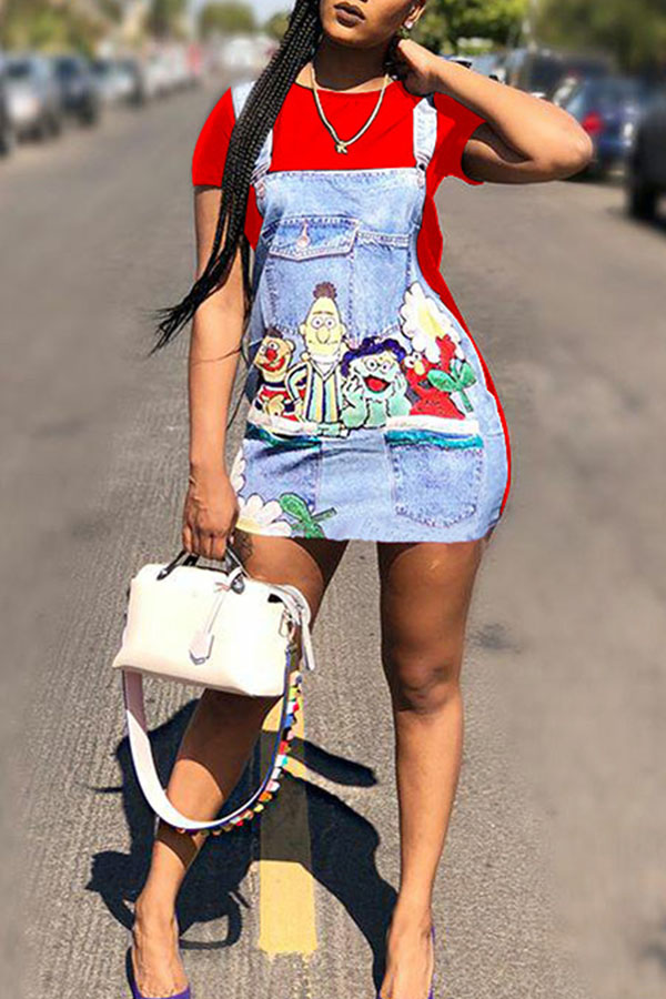 

Lovely Casual Round Neck Patchwork Cartoon Printed Red Twilled Satin Mini Dress