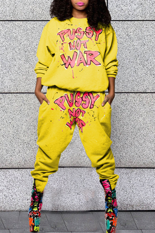 

Lovely Casual Letters Printed Yellow Blending Two-piece Pants Set