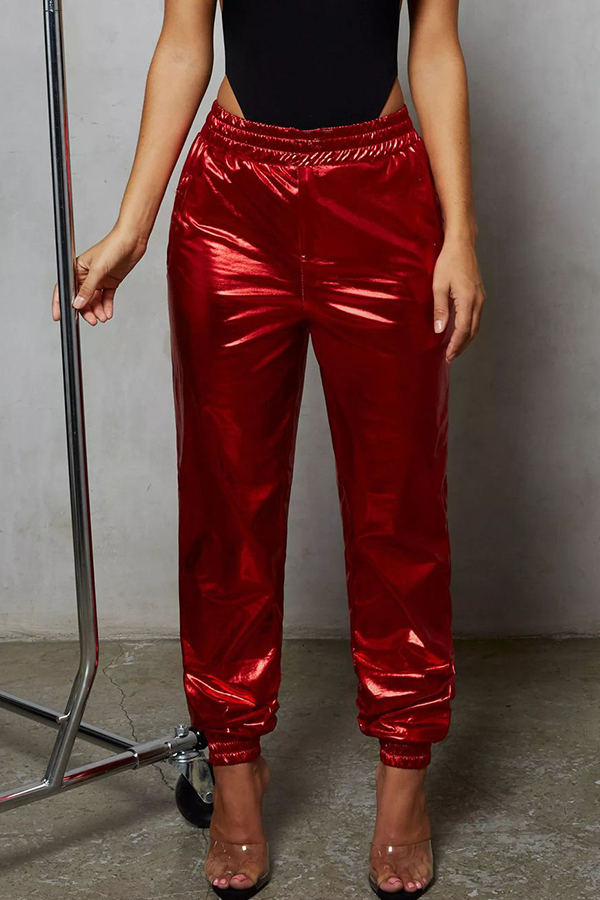 red loose pants