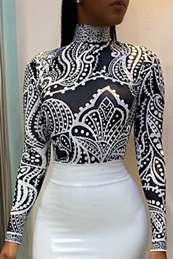 

Lovely Casual Printed Black Blending T-shirt