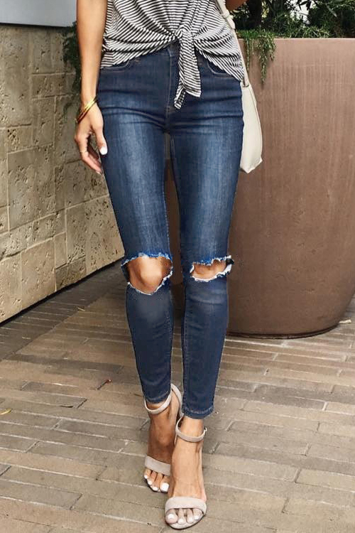 

Lovely Fashion Broken Holes Blue Denim Jeans