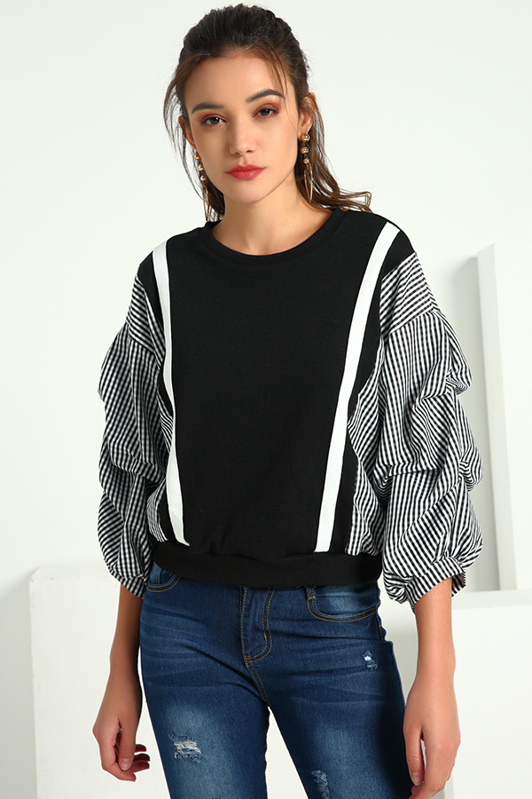 

Lovely Casual Patchwork Black And White Blouses