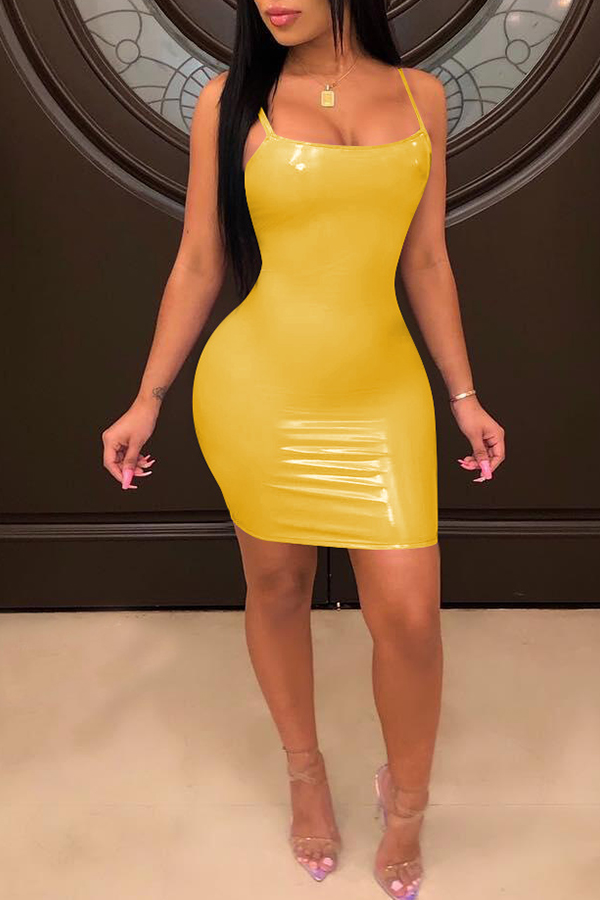 

Lovely Sexy U Neck Yellow Mini Dress(With Elastic)