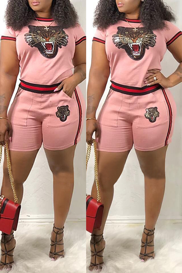 

Lovely Casual Printed Patchwork Pink Two-piece Shorts Set