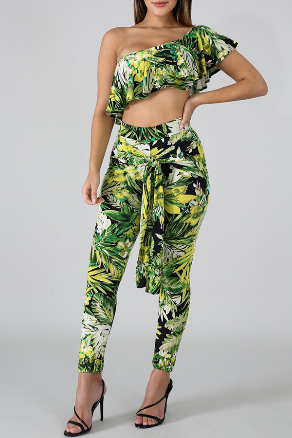 

Lovely Off The Shoulder Printed Green Two-piece Pants Set