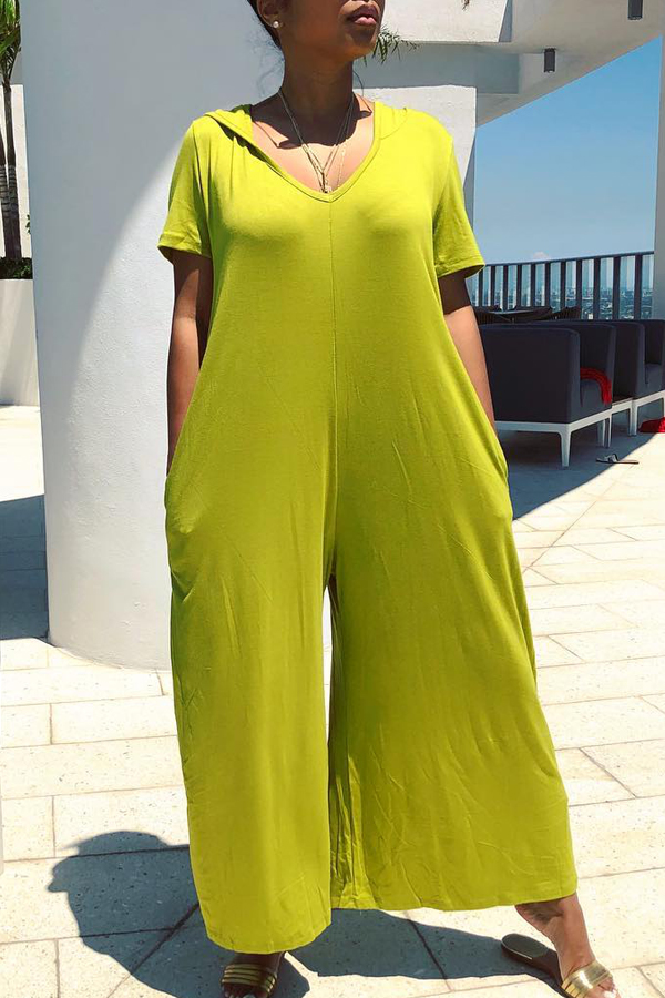 

Lovely Casual V Neck Green Loose One-piece Jumpsuit