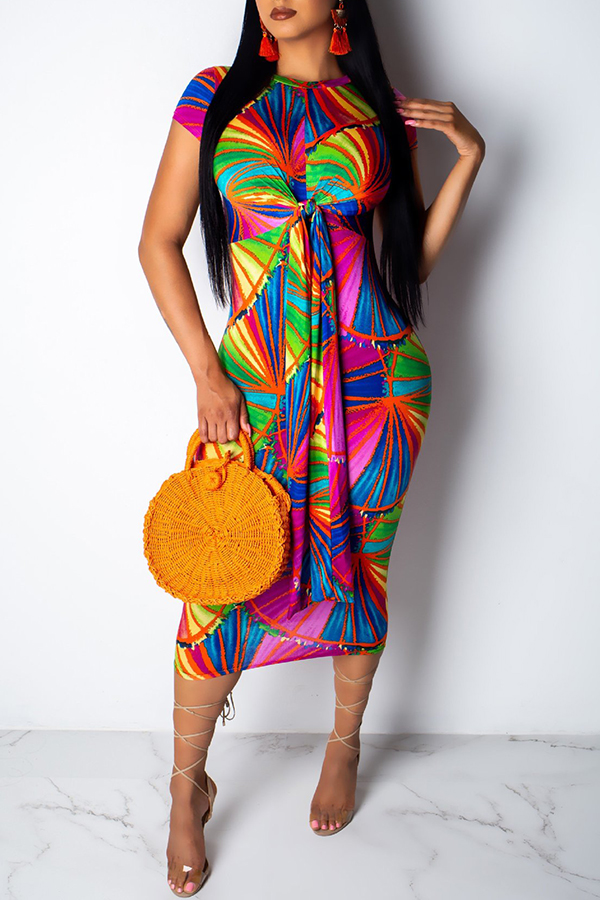 

Lovely Stylish Fan-shaped Printed Purple Knee Length Dress