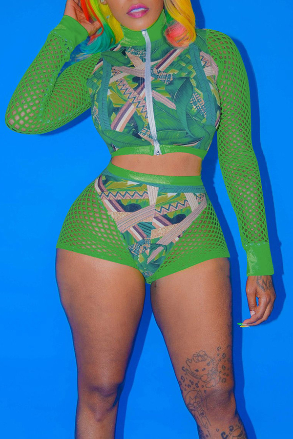 

Lovely Sexy Grid Stitching Green Two-piece Shorts Set