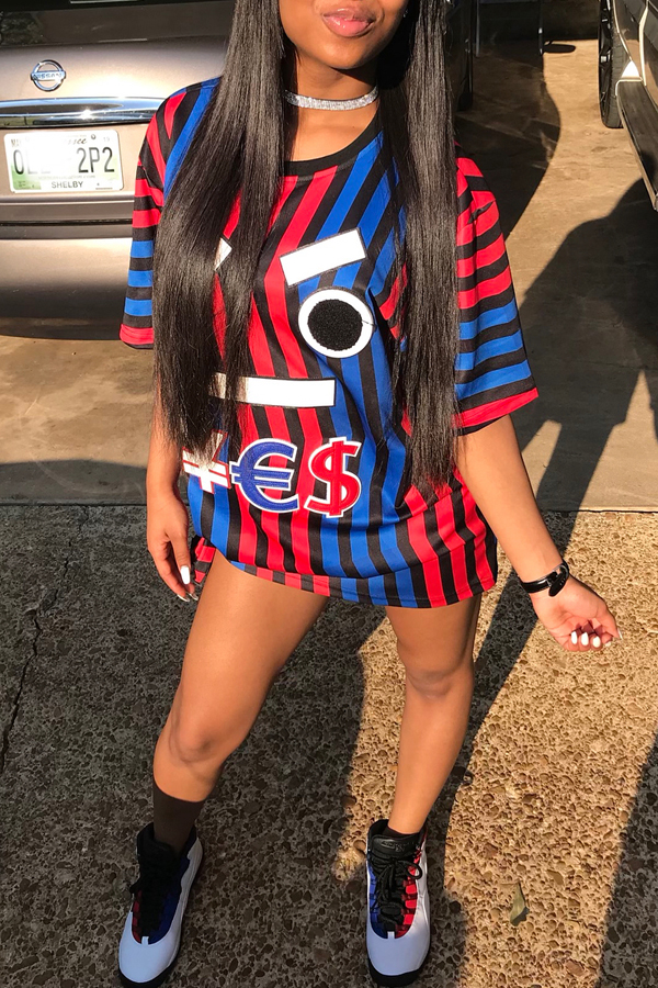 

Lovely Casual Striped Printed Mini Dress