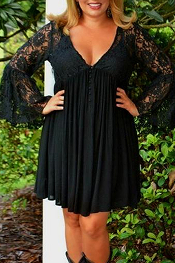 

Lovely Casual V Neck Patchwork Black Plus Size Mini Dress