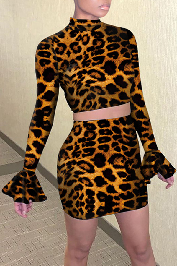 

Lovely Trendy Leopard Printed Two-piece Skirt Set