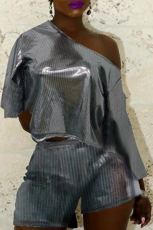 

Lovely Chic Dew Shoulder Grey Two-piece Shorts Set