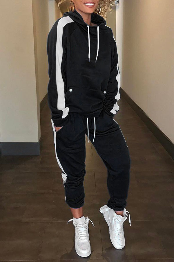 

Lovely Casual Hooded Collar Patchwork Black Two-piece Pants Set