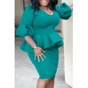 Lovely Casual V Neck Flounce Design Green Knee Len