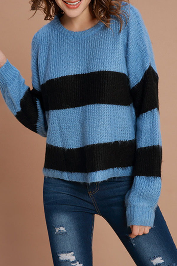 

Lovely Casual Striped Blue Acrylic Sweaters