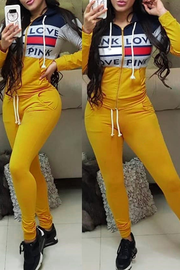

Lovely Casual Hooded Collar Print Yellow Two-piece Pants Set