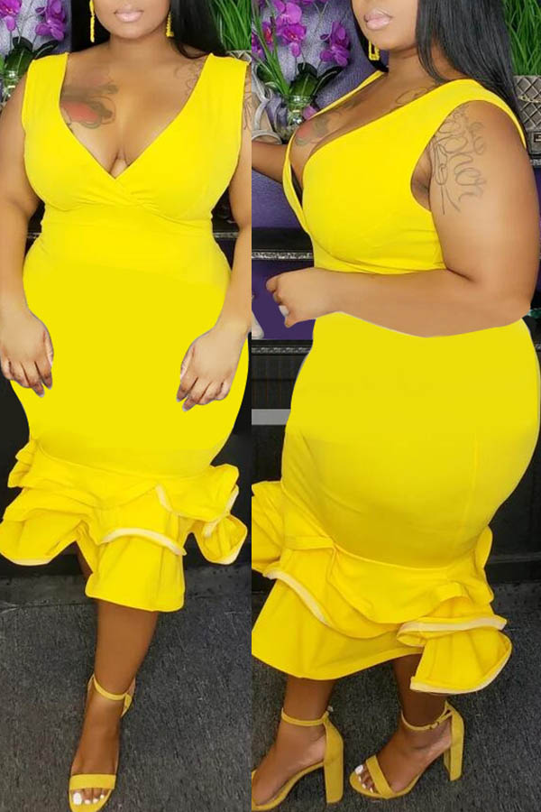 

Lovely Casual V Neck Flounce Design Yellow Knee Length Plus Size Dress