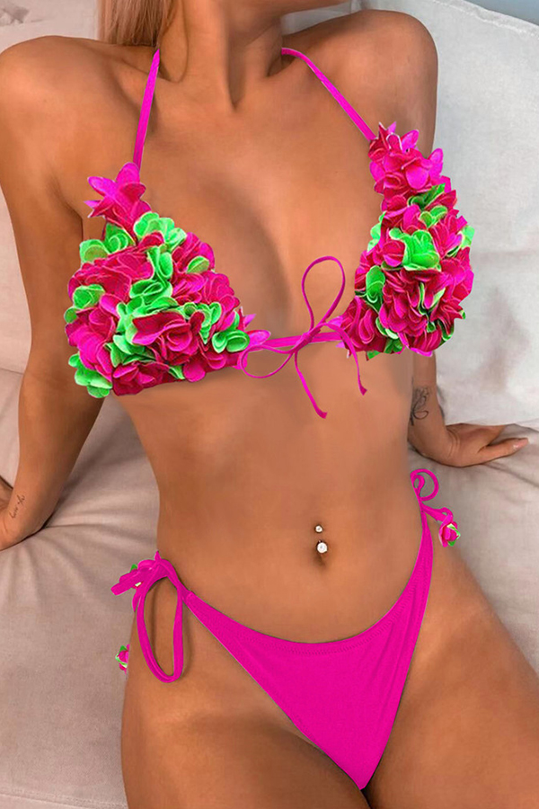 

Lovely Floral Rose Red Two-piece Swimsuit