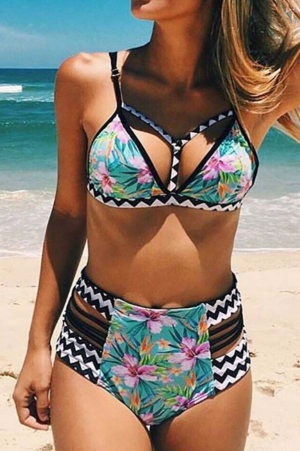 

Lovely Hollow-out Print Multicolor Two-piece Swimsuit, Multi