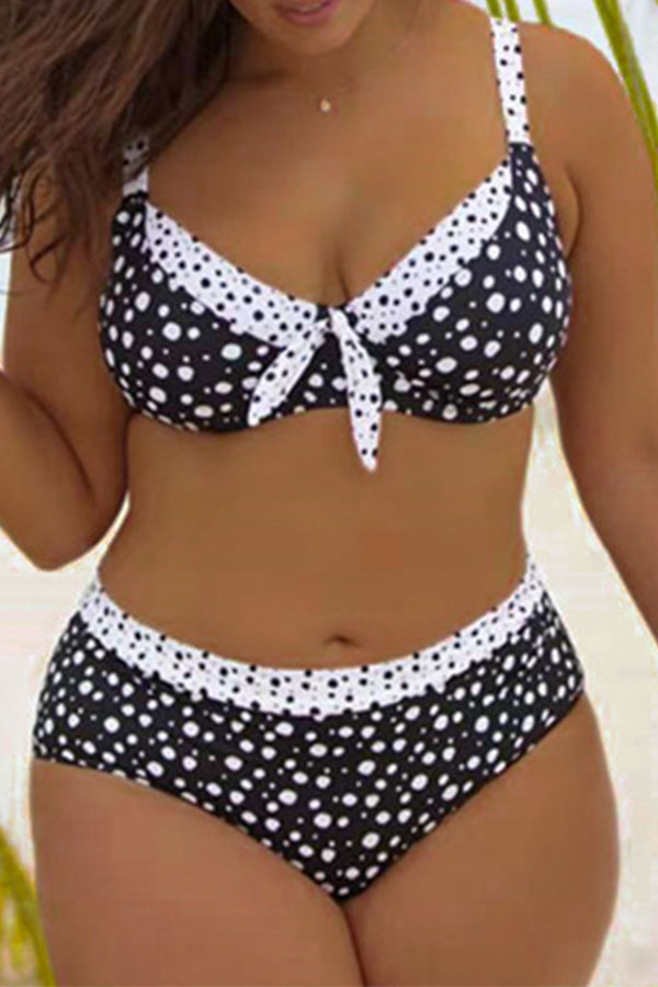 

Lovely Dot Print Black Plus Size Two-piece Swimsuit