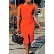 Lovely Chic Basic Jacinth Knee Length OL Dress