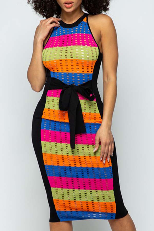 

Lovely Chic Hollow-out Black Knee Length Dress