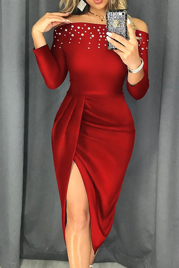 

Lovely Trendy Side Slit Red Knee Length Dress