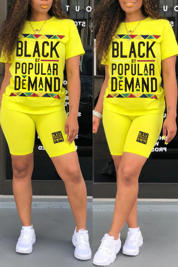 

Lovely Casual Letter Print Yellow Two-piece Shorts Set