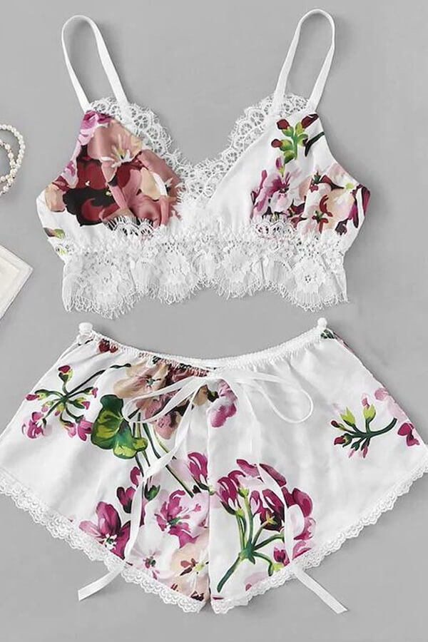

Lovely Sexy Print White Sleepwear