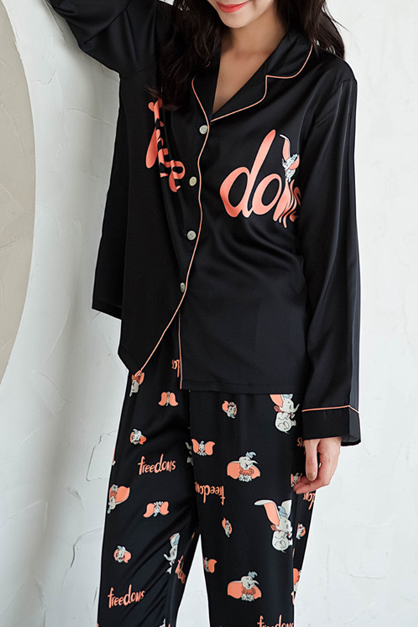 

Lovely Casual Print Black Sleepwear