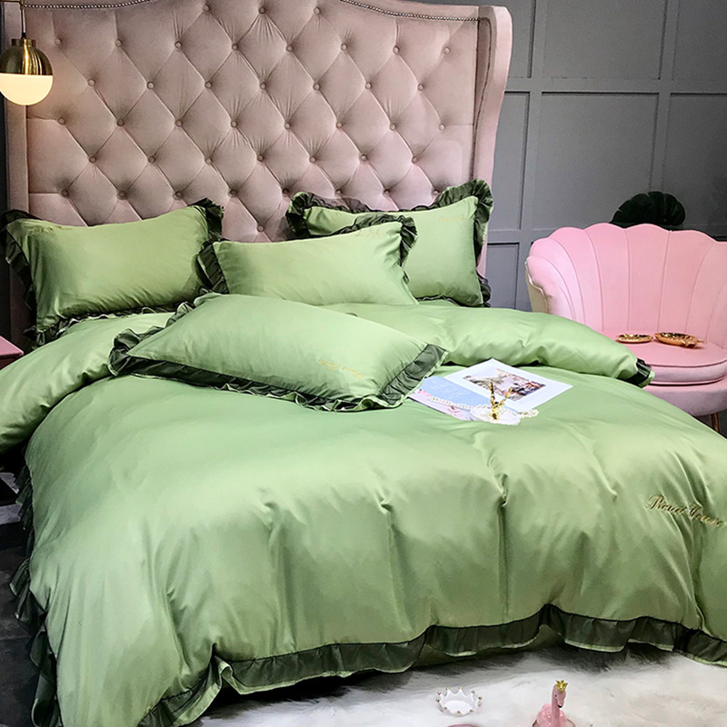 

Lovely Leisure Flounce Design Green Bedding Set