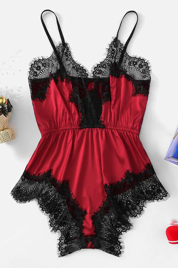 

Lovely Sexy Lace Hem Red Sleepwear