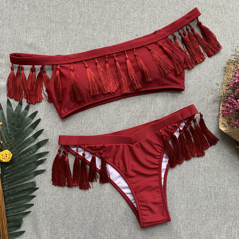 

Lovely Tassel Design Wine Red Two-piece Swimsuit