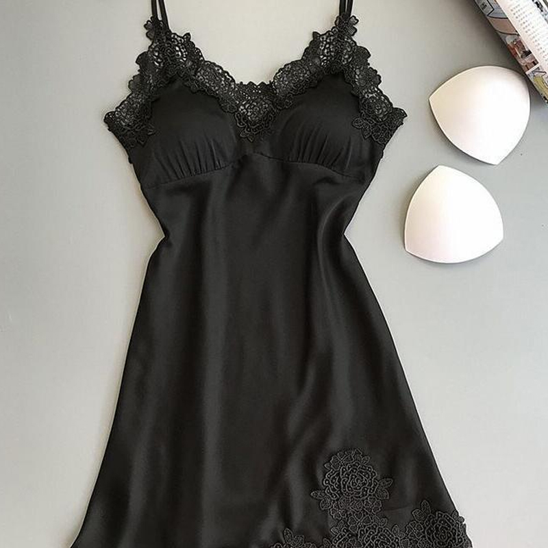 

Lovely Sexy Lace Hem Black Sleepwear