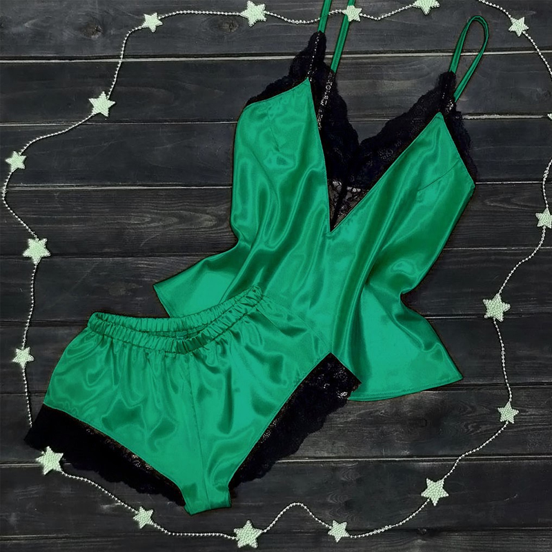 

Lovely Sexy Patchwork Green Sleepwear