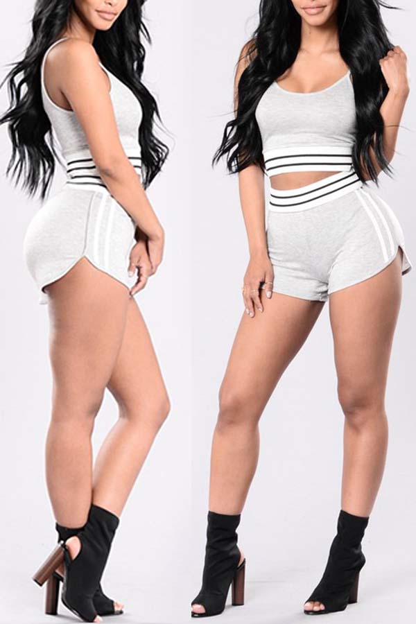 

Lovely Sportswear Patchwork Grey Two-piece Shorts Set