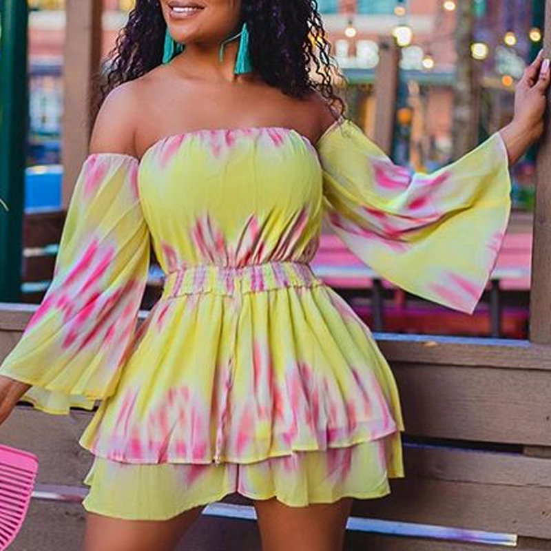 

Lovely Trendy Dew Shoulder Print Yellow One-piece Romper