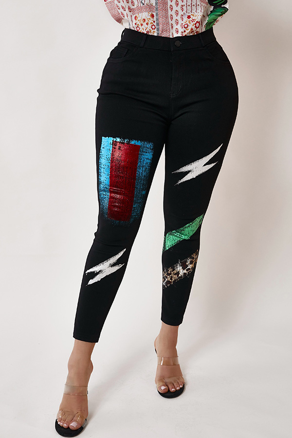 

Lovely Casual Print Black Jeans