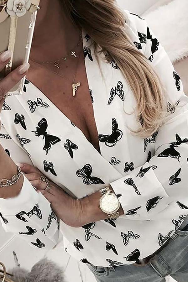 

Lovely Casual Butterfly Print White Blouse