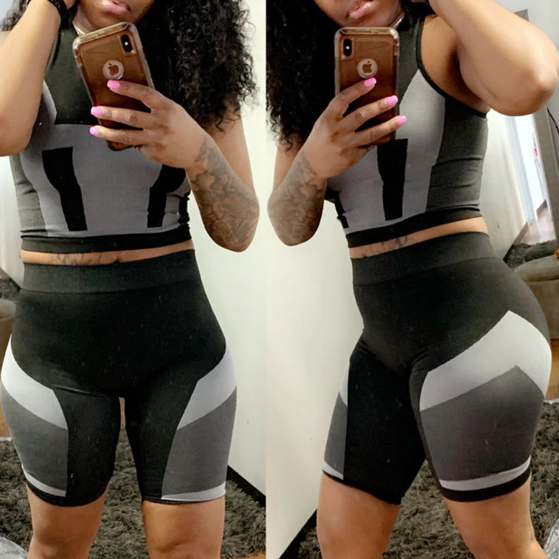 

Lovely Sportswear Patchwork Grey Two-piece Shorts Set